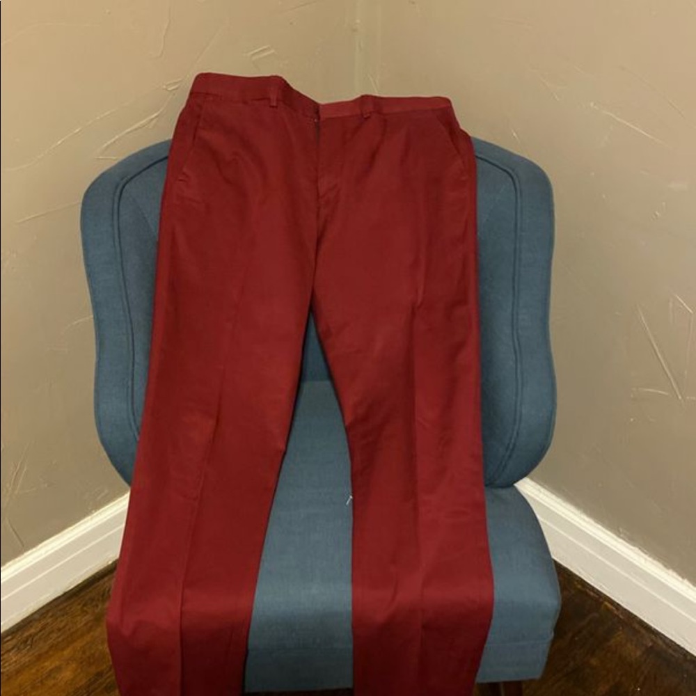 Express innovator chinos. Red, navy, gray 31/32